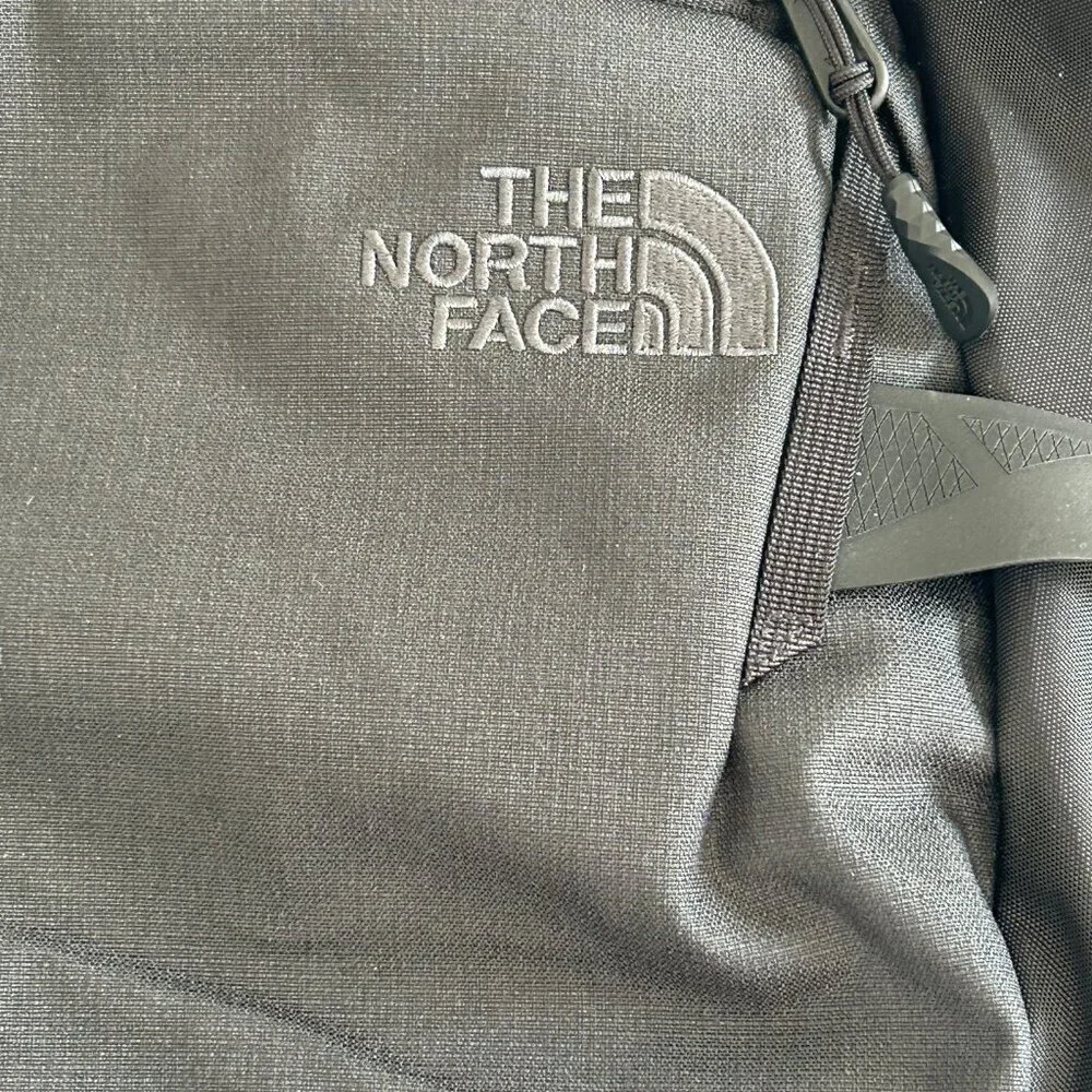 NWT The North‎ Face Fall Line Backpack 28L Black Durable Hiking Travel Laptop OS